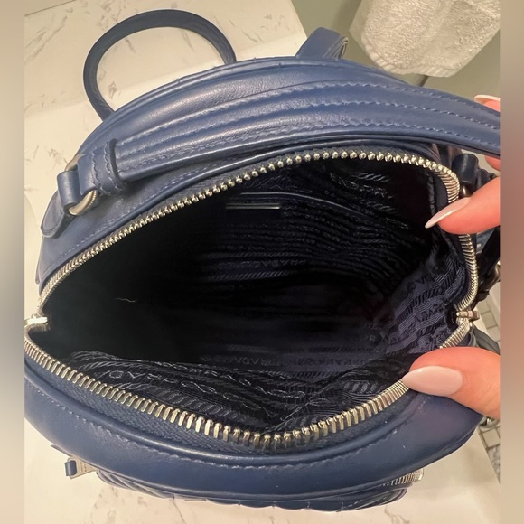 Prada dark blue backpack - Picture 4 of 4